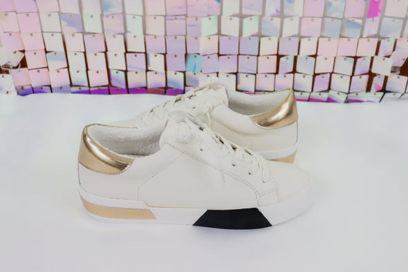 Zion 1 Sneaker in White and Gold or White and Black