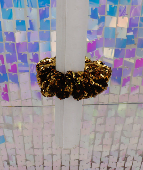 Reversible Sequin Scrunchie In Gold Or Purple/Gold