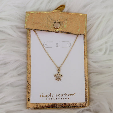 Dainty Gold Turtle Charm Necklace