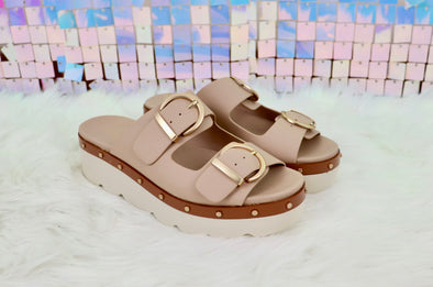 Surfs Up Smooth Sandal in Beige