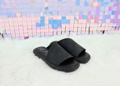 Lotus Black Sandal